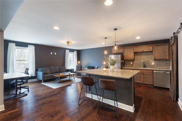 155 Cochran Farms Drive, Roswell, GA 30075