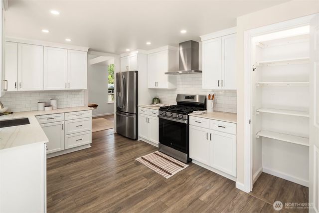 22422 15th Place W, Bothell, WA 98021
