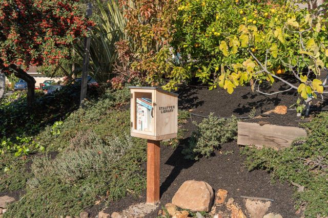 4671 Stauffer Pl, Oakland, CA 94619