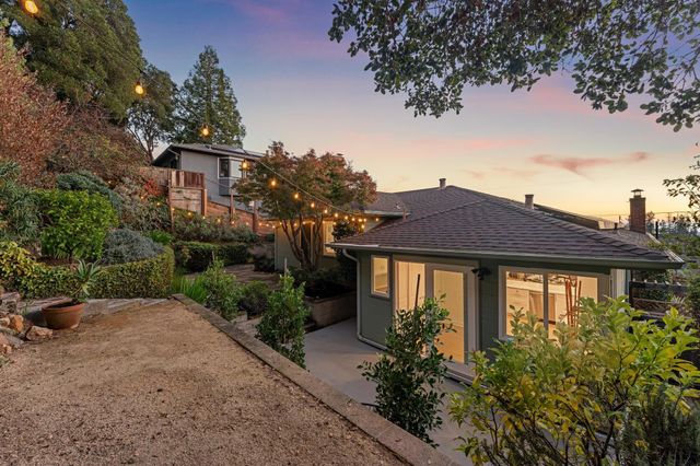 4671 Stauffer Pl, Oakland, CA 94619