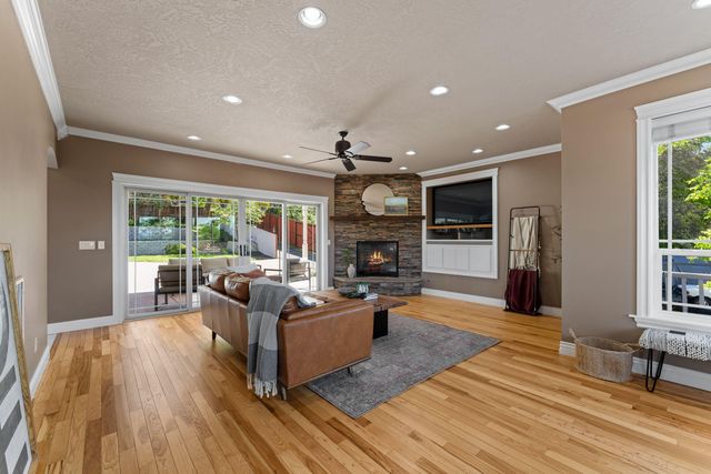 1679 NE Terrace Drive, Grants Pass, OR 97526