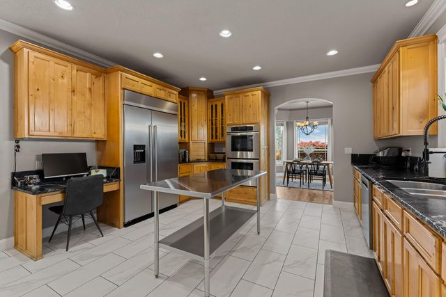 1679 NE Terrace Drive, Grants Pass, OR 97526