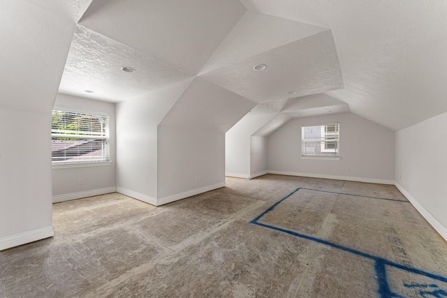 1679 NE Terrace Drive, Grants Pass, OR 97526