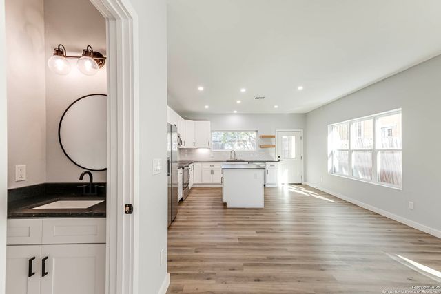 811 Nevada St Unit 2, San Antonio, TX 78203