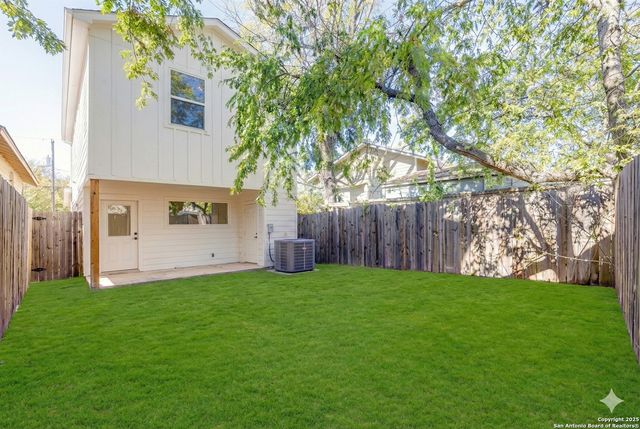 811 Nevada St Unit 2, San Antonio, TX 78203