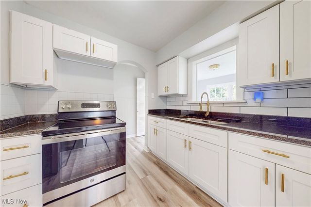 2717 Cleveland Avenue, Steubenville, OH 43952