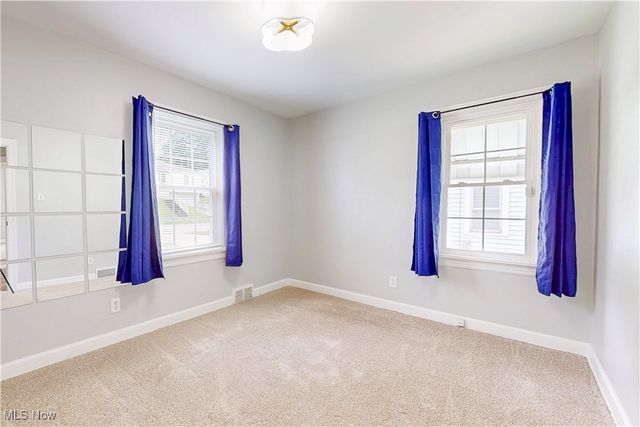 2717 Cleveland Avenue, Steubenville, OH 43952