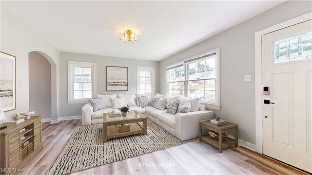 2717 Cleveland Avenue, Steubenville, OH 43952