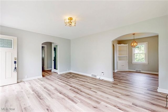 2717 Cleveland Avenue, Steubenville, OH 43952