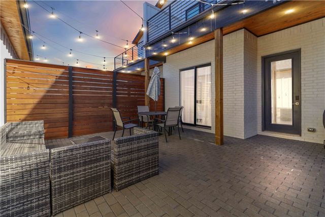 1149 NE Monroe Street, Bentonville, AR 72712