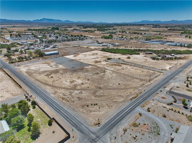 2121 Manse Road, Pahrump, NV 89048