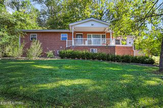 111 Old Evacuation Lane, Oliver Springs, TN 37840