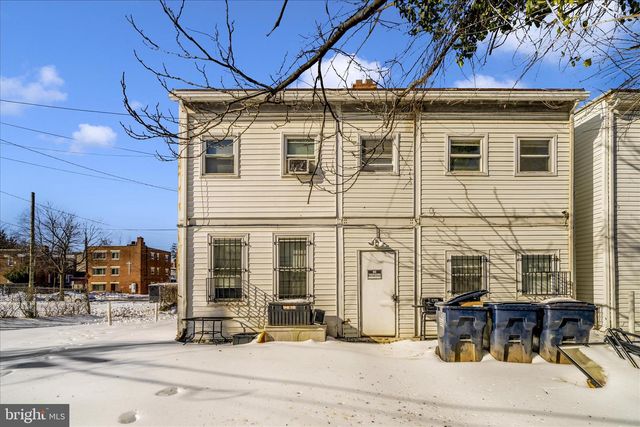 324 34TH ST SE, Washington, DC 20019