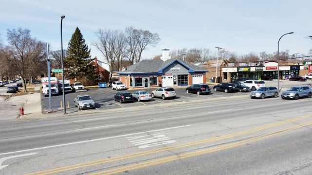 4808 W 96TH Place, Oak Lawn, IL 60453
