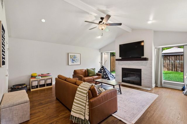 10111 Shadyview Drive, Dallas, TX 75238