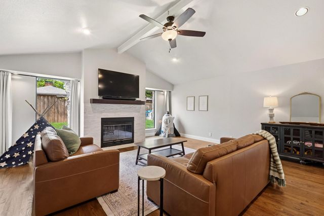 10111 Shadyview Drive, Dallas, TX 75238