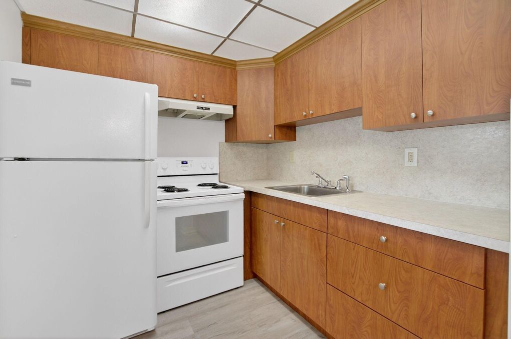 Image 10 of property listing at 63 Dorset B, Boca Raton, FL 33434