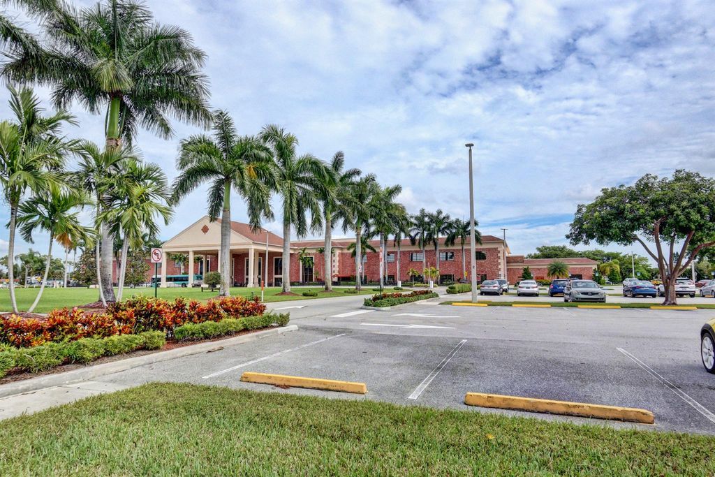 Image 24 of property listing at 63 Dorset B, Boca Raton, FL 33434