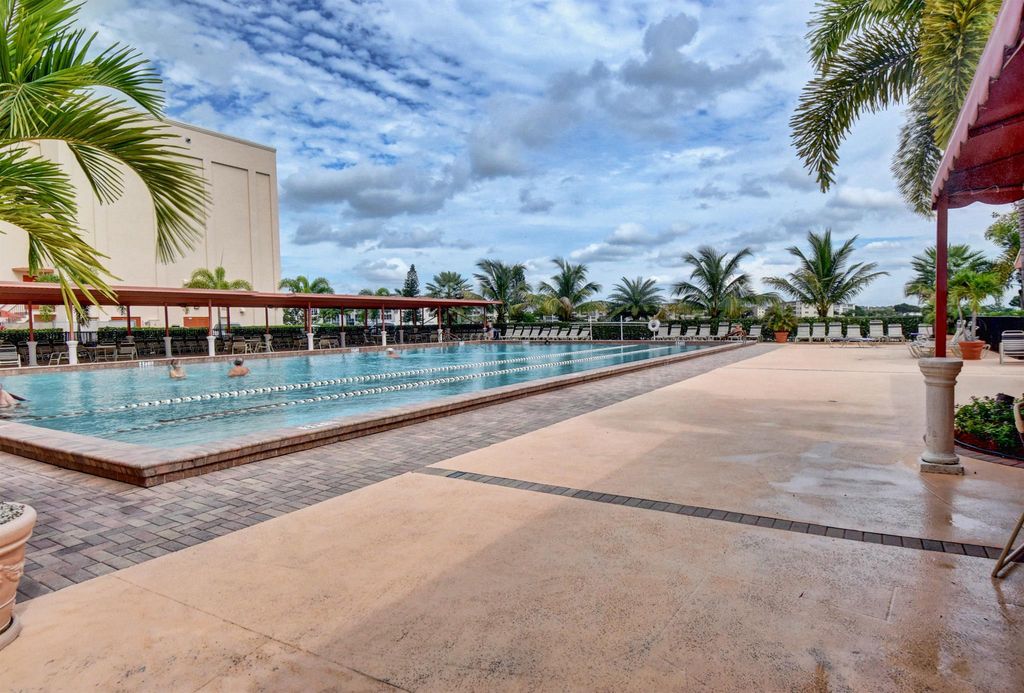 Image 36 of property listing at 63 Dorset B, Boca Raton, FL 33434