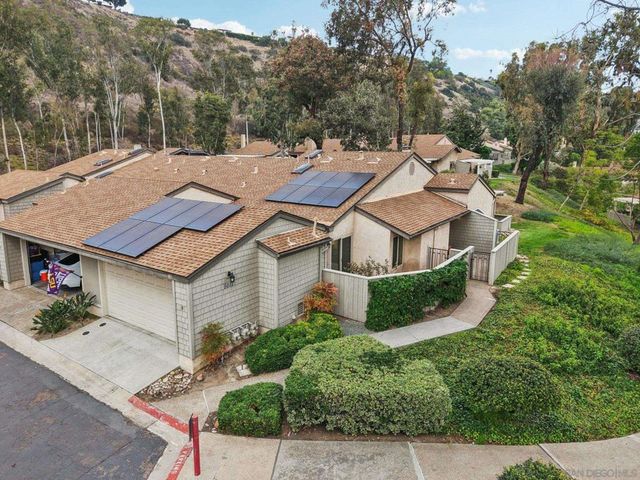 5617 Adobe Falls Rd D, San Diego, CA 92120