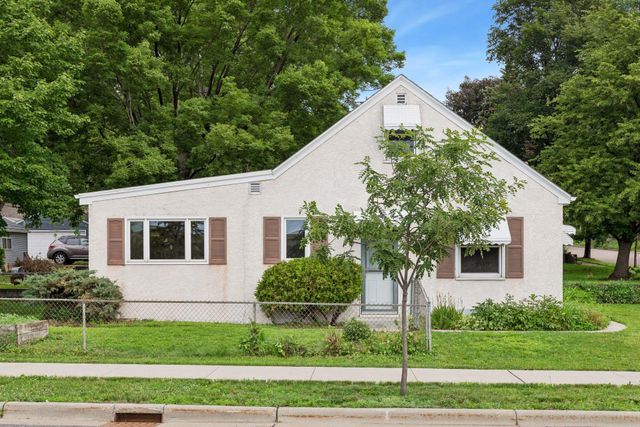 1800 Cleveland Street NE, Minneapolis, MN 55418