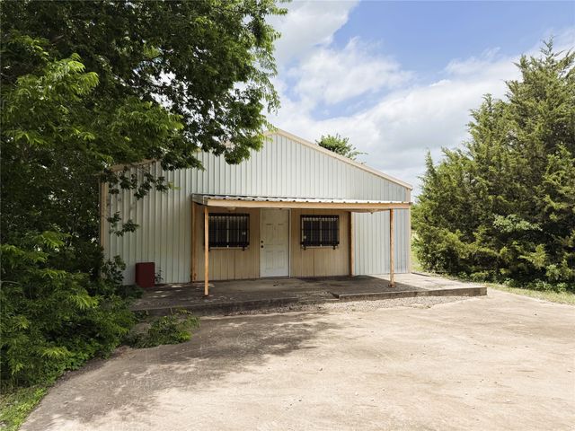 8560 County Road 513, Anna, TX 75409