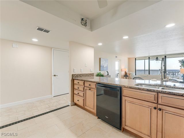 15031 Punta Rassa RD 1103, Fort Myers, FL 33908