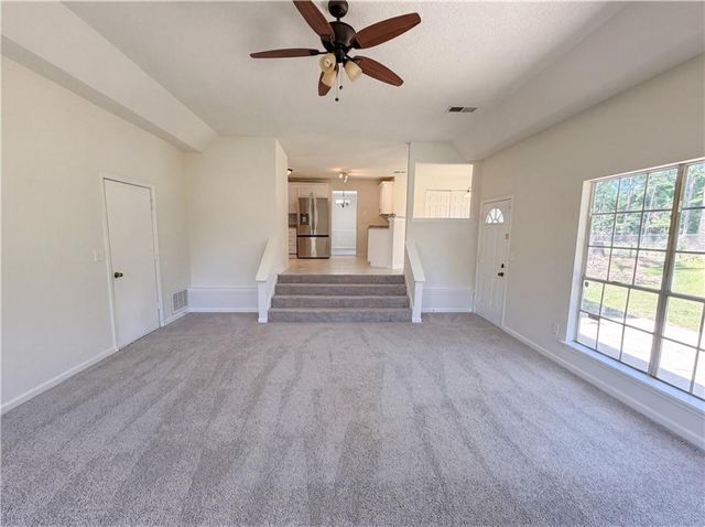 6296 Laurel Green Drive, Lithonia, GA 30058