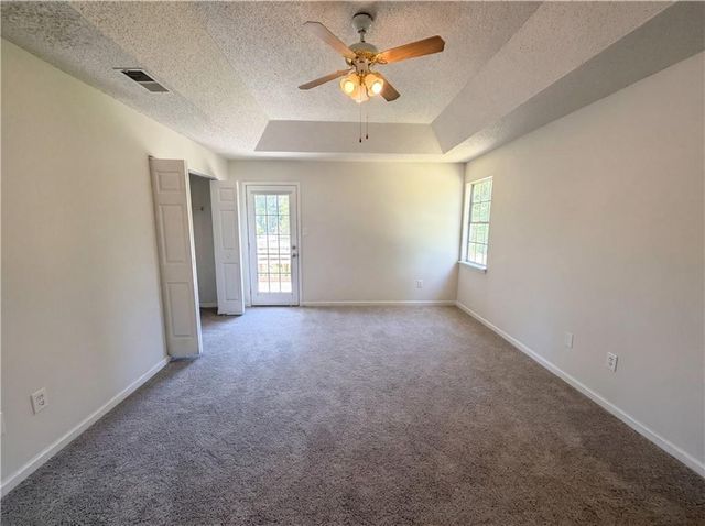 6296 Laurel Green Drive, Lithonia, GA 30058