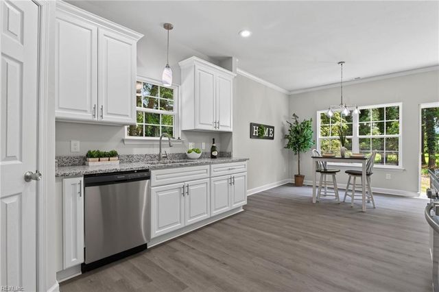 121 Parkway DR B, Newport News, VA 23606