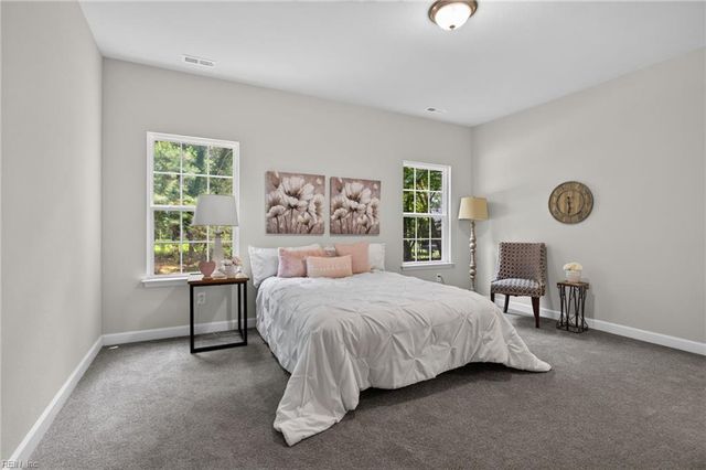 121 Parkway DR B, Newport News, VA 23606