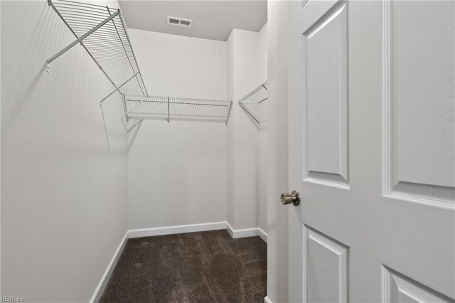 121 Parkway DR B, Newport News, VA 23606