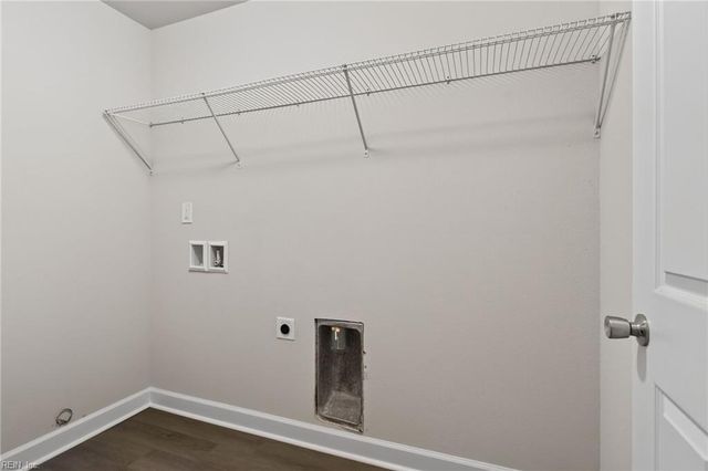 121 Parkway DR B, Newport News, VA 23606