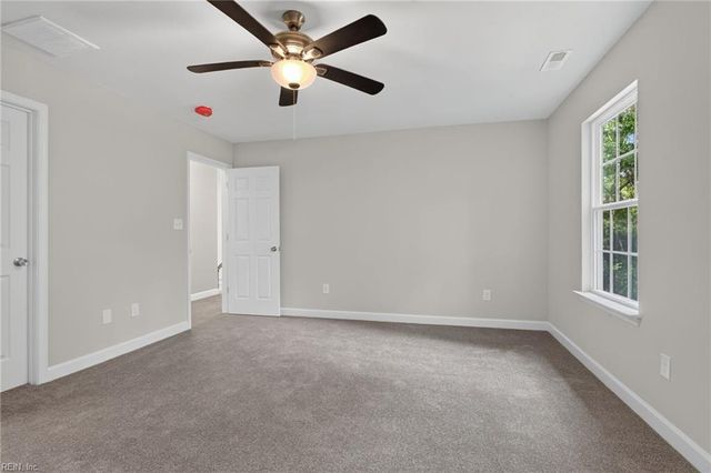 121 Parkway DR B, Newport News, VA 23606