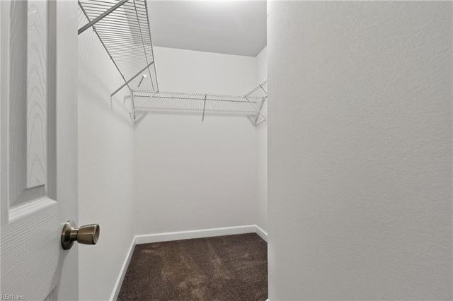 121 Parkway DR B, Newport News, VA 23606