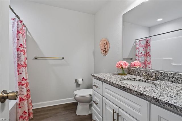 121 Parkway DR B, Newport News, VA 23606