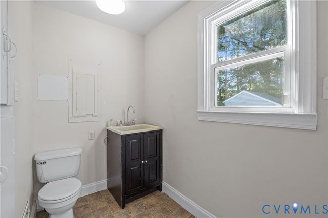 4806 Arundel Ave, North Chesterfield, VA 23234