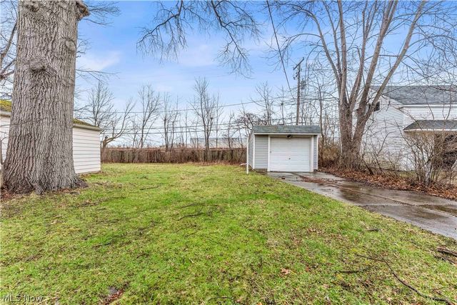 1511 E 196th Street, Euclid, OH 44117