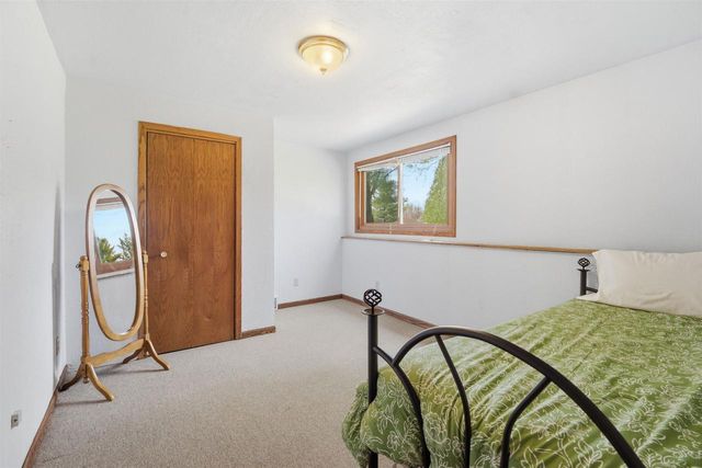 5588 E BROWN ROAD, Little Suamico, WI 54141