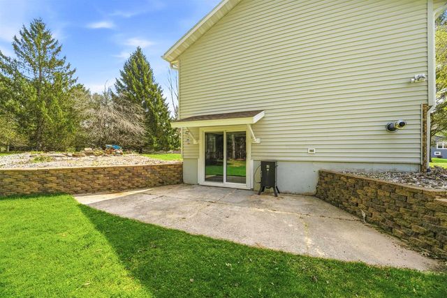 5588 E BROWN ROAD, Little Suamico, WI 54141