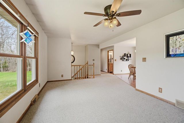 5588 E BROWN ROAD, Little Suamico, WI 54141