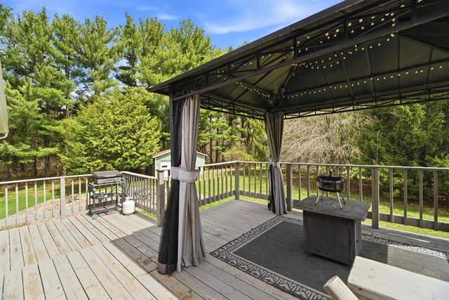 5588 E BROWN ROAD, Little Suamico, WI 54141