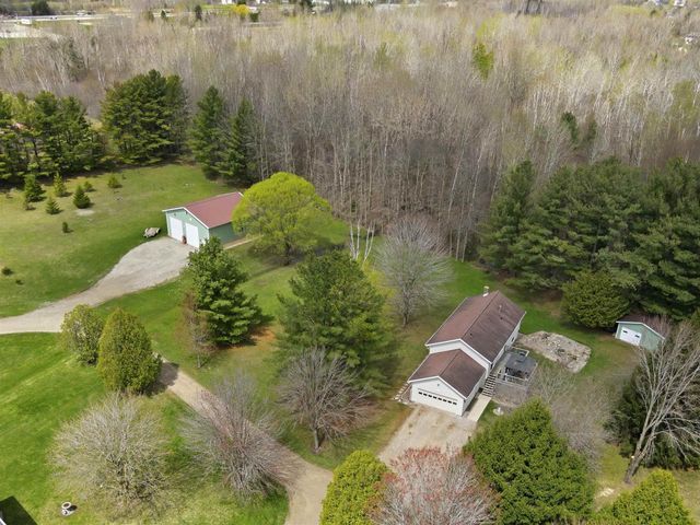 5588 E BROWN ROAD, Little Suamico, WI 54141
