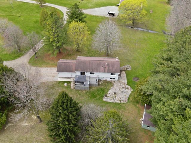 5588 E BROWN ROAD, Little Suamico, WI 54141