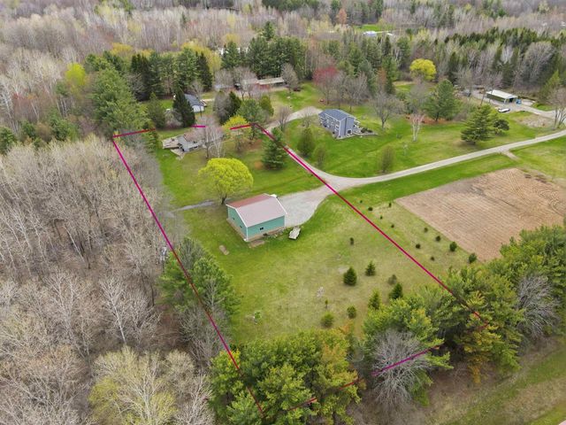 5588 E BROWN ROAD, Little Suamico, WI 54141