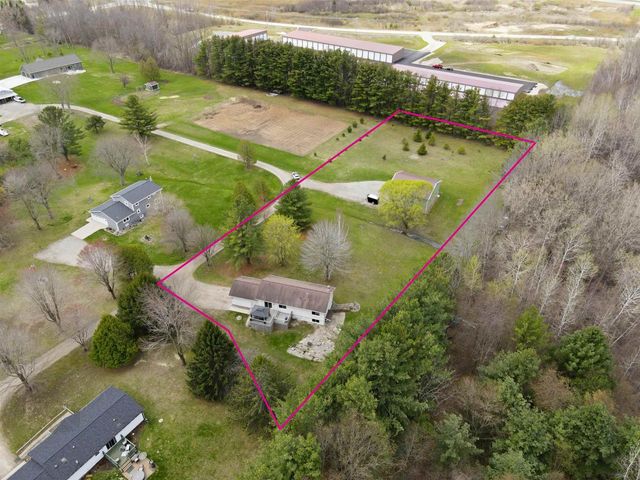 5588 E BROWN ROAD, Little Suamico, WI 54141