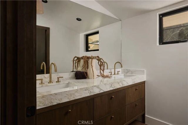 3655 Wrightwood, Studio City, CA 91604
