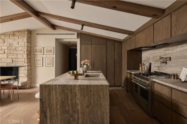 3655 Wrightwood, Studio City, CA 91604