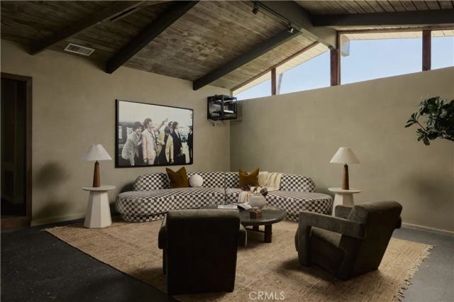 3655 Wrightwood, Studio City, CA 91604