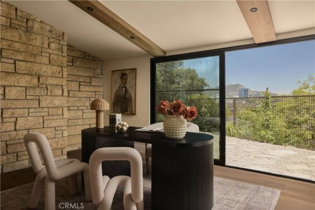 3655 Wrightwood, Studio City, CA 91604